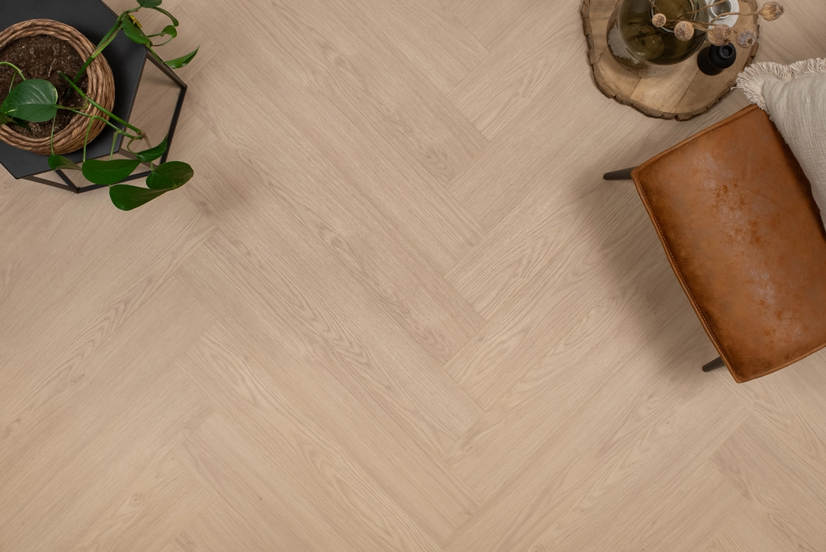 Floer Walvisgraat Laminaat – Humphrey Hazelbruin - Afbeelding 4